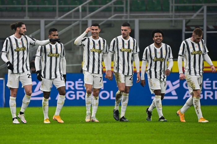 Ronaldo ghi cả 2 bàn giúp Juventus hạ gục Inter Milan ở Bán kết Coppa Italia - Ảnh 8.