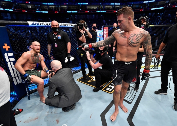 Dustin Poirier hé lộ lý do chỉ vào mặt Conor McGregor trong trận đại chiến tại UFC 257 - Ảnh 1.