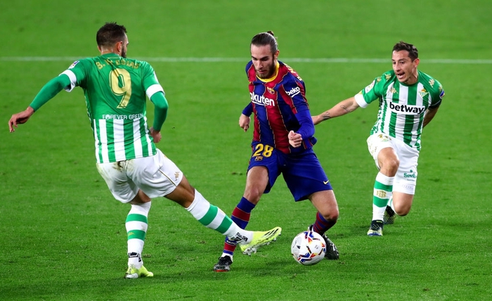 Messi tỏa sáng giúp Barca lội ngược dòng thành công - Ảnh 2.