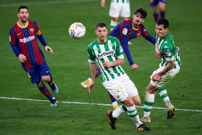 Messi tỏa sáng giúp Barca lội ngược dòng thành công - Ảnh 9.