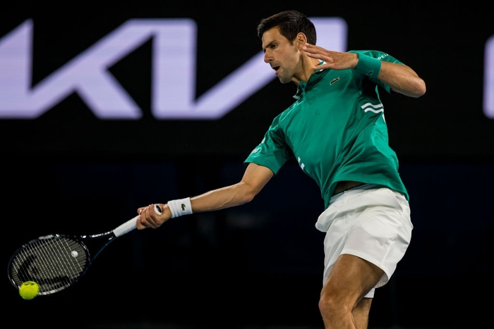 Novak Djokovic ra quân thuận lợi ở Australian Open - Ảnh 8.