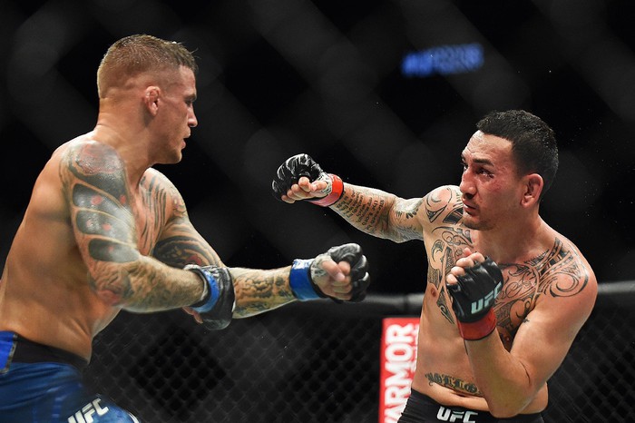 Dustin Poirier: Max Holloway đánh boxing tốt hơn Conor McGregor - Ảnh 1.