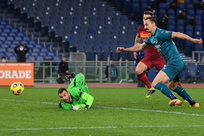 AC Milan tạm thoát khủng hoảng sau trận thắng Roma - Ảnh 4.