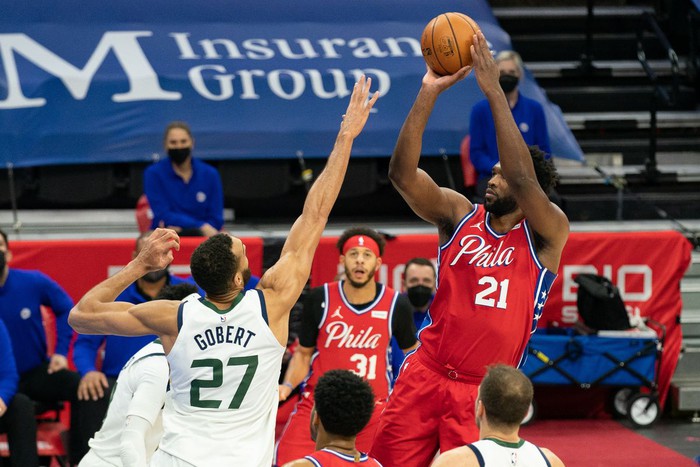 Chứng kiến Philadelphia 76ers thắng đậm mà không cần đến mình, Joel Embiid &quot;hờn dỗi&quot; đầy hài hước trên MXH - Ảnh 6.