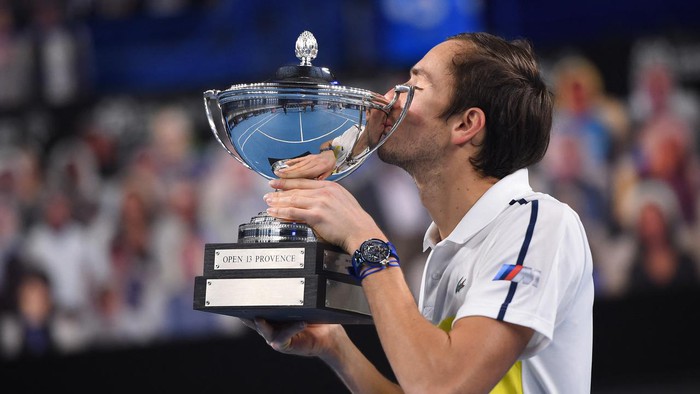 Vô địch Marseille, Medvedev trở thành người đầu tiên sau &quot;Big 4&quot; leo lên số 2 thế giới sau 16 năm - Ảnh 9.