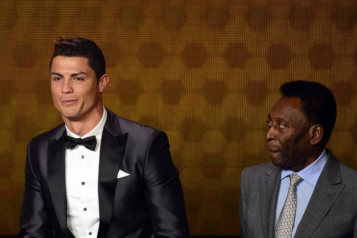 Lập hat-trick để vượt mặt Pele, Ronaldo có dòng tâm sự dài trên mạng xã hội - Ảnh 3.