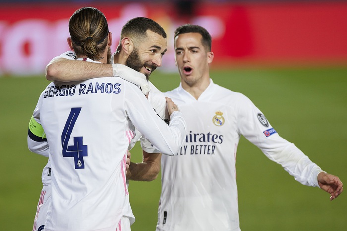 Real Madrid đại thắng, vào tứ kết Champions League sau 2 năm - Ảnh 1.