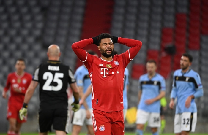 Bắn hạ Lazio, đương kim vô địch Bayern vào tứ kết - Ảnh 8.