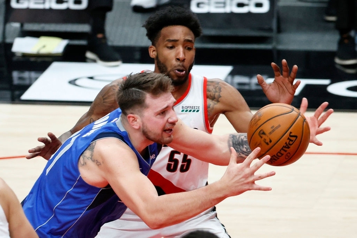 Portland Trail Blazers quật ngã Dallas Maverick đầy kịch tính ở những phút cuối cùng - Ảnh 3.