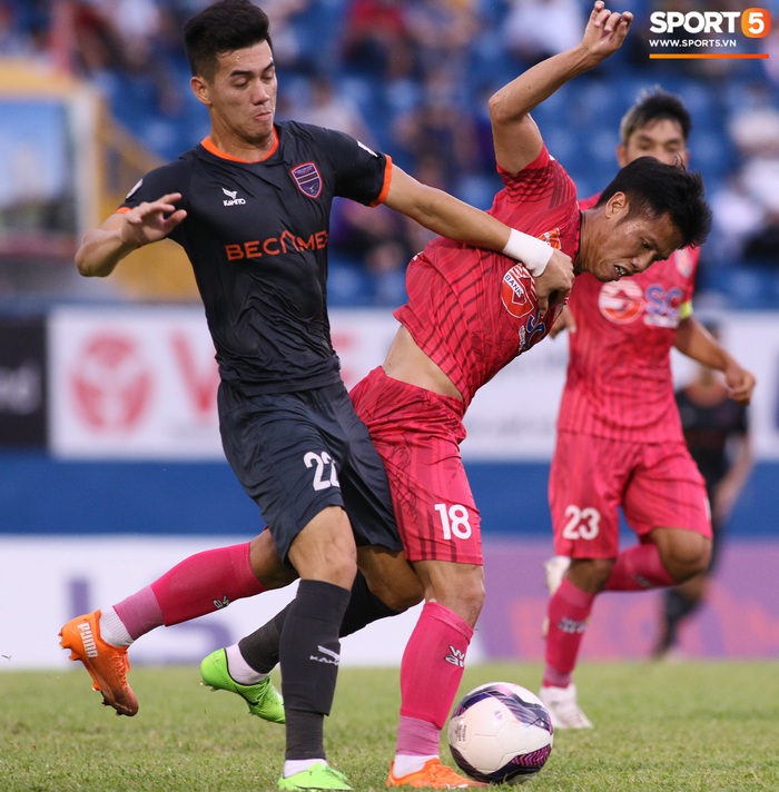Tiến Linh, Văn Vũ cho HLV Masahiro Shimoda (Sài Gòn FC) nhận trái đắng thứ 2 trên đấu trường V.League - Ảnh 2.