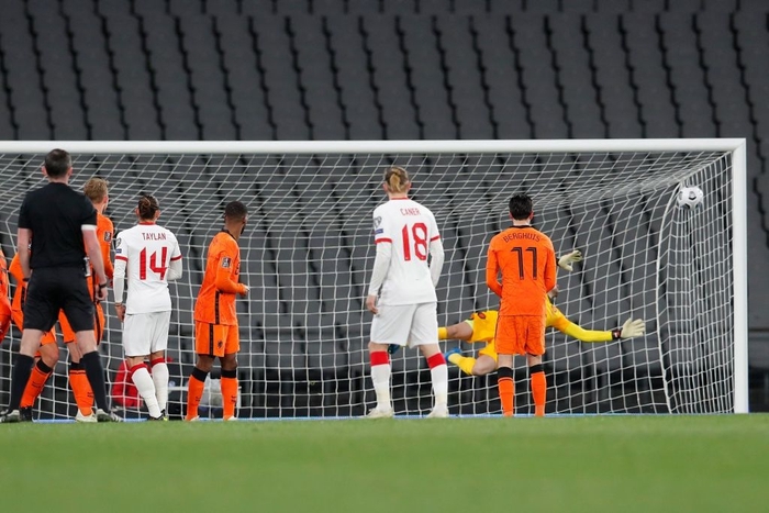 Hà Lan thua tan nát trước Thổ Nhĩ Kỳ - Ảnh 8.