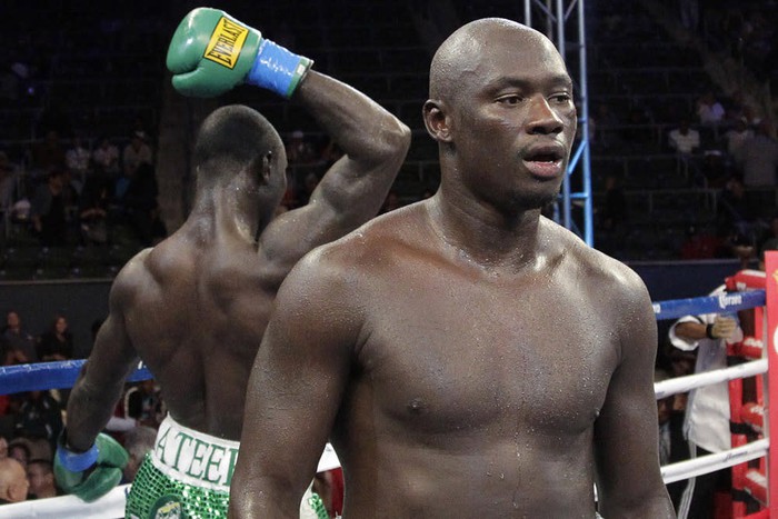 Nhà cựu vô địch quyền Anh thế giới Antonio Tarver lỡ cơ hội thượng đài cùng huyền thoại MMA Frank Mir vì điều luật tréo ngoe - Ảnh 1.