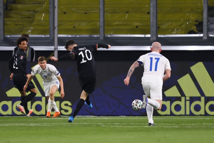 Tuyển Đức thắng dễ trận mở màn vòng loại World Cup 2022, mặc áo phản đối nhân quyền ở nước chủ nhà Qatar - Ảnh 6.