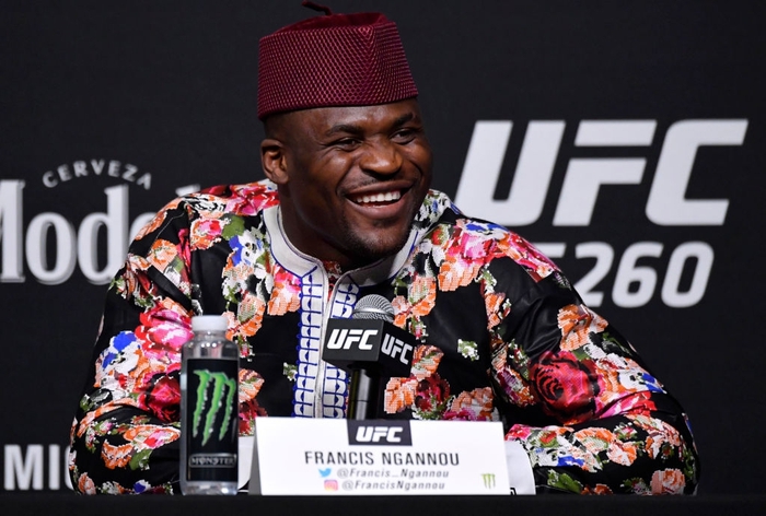 Francis Ngannou lên tiếng nhắc nhở nhà vô địch Stipe Miocic: Trận đấu tới sẽ rất khác - Ảnh 1.