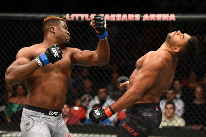 Francis Ngannou lên tiếng nhắc nhở nhà vô địch Stipe Miocic: Trận đấu tới sẽ rất khác - Ảnh 2.