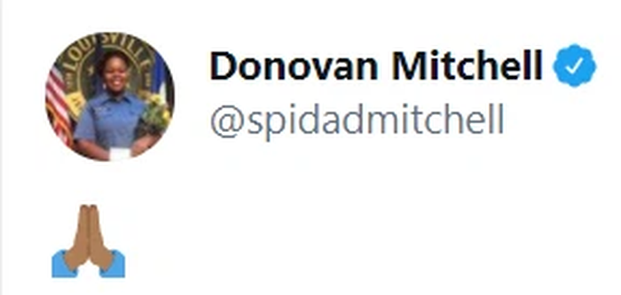Dòng Tweet của Donovan Mitchell.