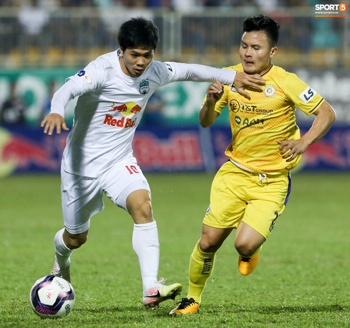 V.League 2021 muốn trở lại, tuyển Việt Nam phải hy sinh - Ảnh 1.