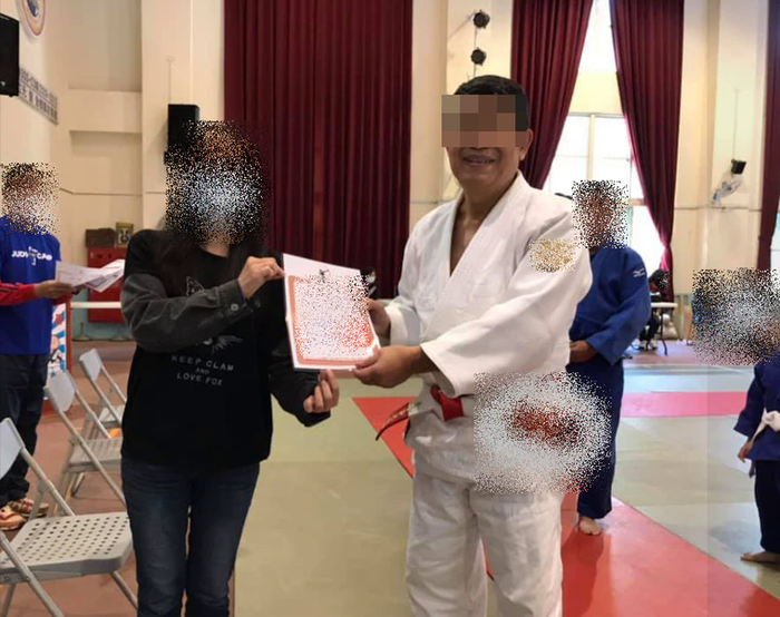Cậu bé 7 tuổi chết não sau khi bị thầy giáo và bạn tập quật ngã 27 lần trong lớp Judo - Ảnh 4.