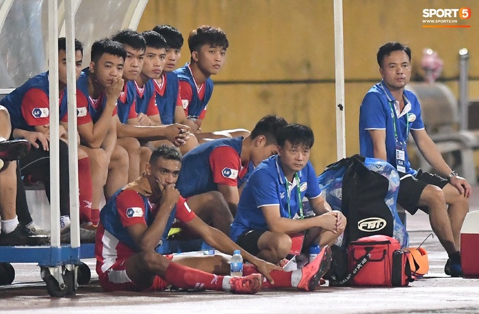 Đội hình Hà Nội FC rụng rời vì chấn thương, HLV Viettel vẫn lo lắng vì &quot;nỗi sợ vô hình&quot;  - Ảnh 2.