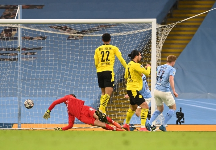 Giành chiến thắng vào phút cuối, Manchester City nắm lợi thế trước trận lượt về - Ảnh 1.