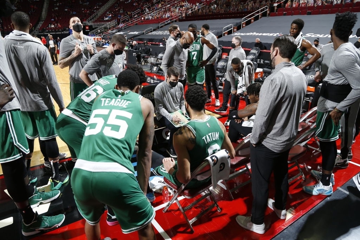 Philadelphia 76ers tái lặp thành tích ngọt ngào trước Boston Celtics trong ngày trở lại ngôi đầu miền Đông - Ảnh 4.