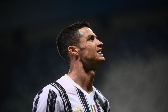 Ronaldo nổ súng, Juventus chật vật đua top 4 - Ảnh 2.