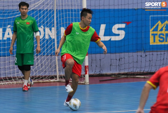 Đầu tàu tuyển futsal Việt Nam trước ngày lên đường tranh vé World Cup 2021 - Ảnh 2.