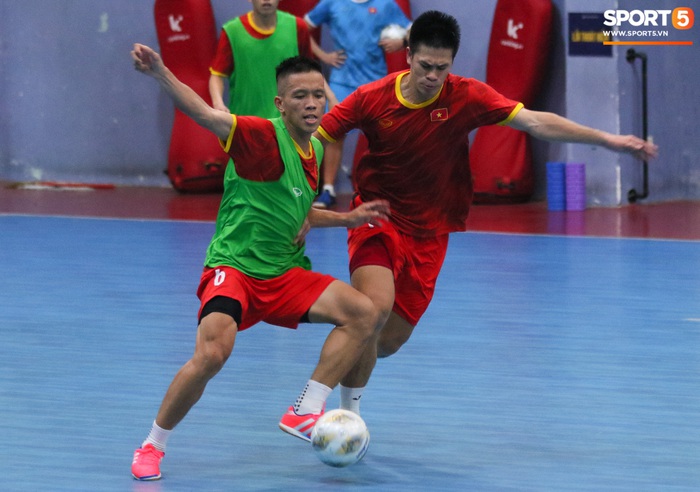 Đầu tàu tuyển futsal Việt Nam trước ngày lên đường tranh vé World Cup 2021 - Ảnh 3.