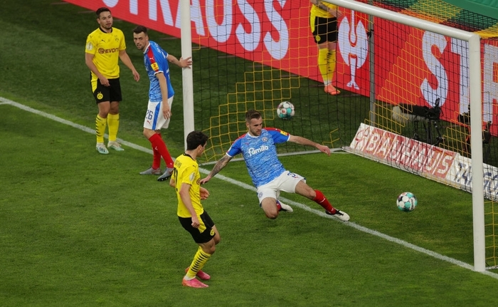 Dortmund hủy diệt đối thủ loại Bayern Munich vào chung kết Cúp Quốc gia Đức - Ảnh 6.