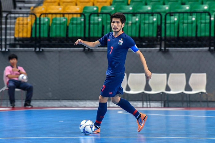 ĐT Thái Lan lặp cơn mưa bàn thắng trước Iraq, chắc một chân vào VCK Futsal World Cup 2021 - Ảnh 1.