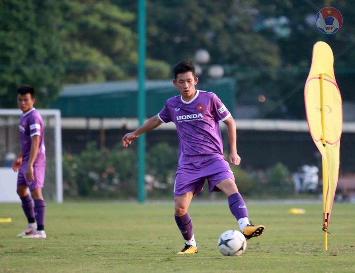 Xuân Trường trở lại tập luyện sau chấn thương, Phan Văn Đức bắt nhịp cực nhanh với đội tuyển - Ảnh 7.