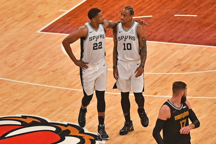 Thất bại trước Memphis Grizzlies, San Antonio Spurs tan mộng Playoffs 2 năm liên tiếp - Ảnh 3.