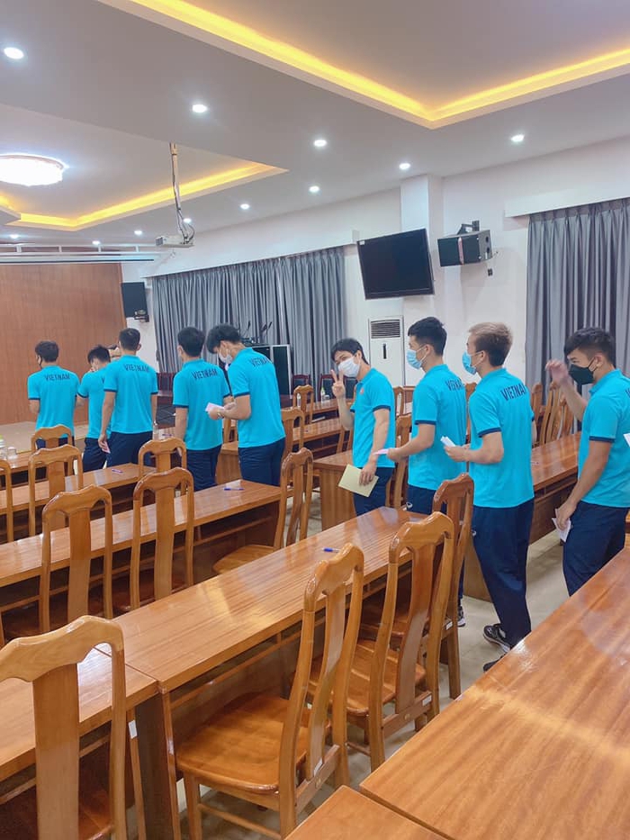 Đội tuyển Việt Nam háo hức tham gia bầu cử Quốc hội - Ảnh 4.