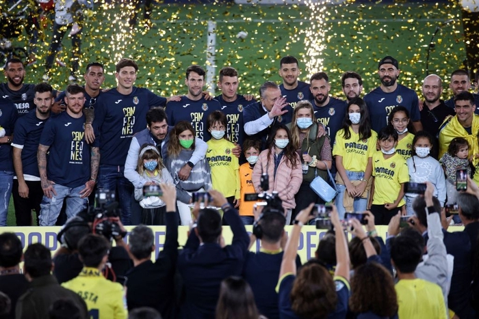 Villarreal diễu hành mừng vô địch Europa League ở quê nhà - Ảnh 9.