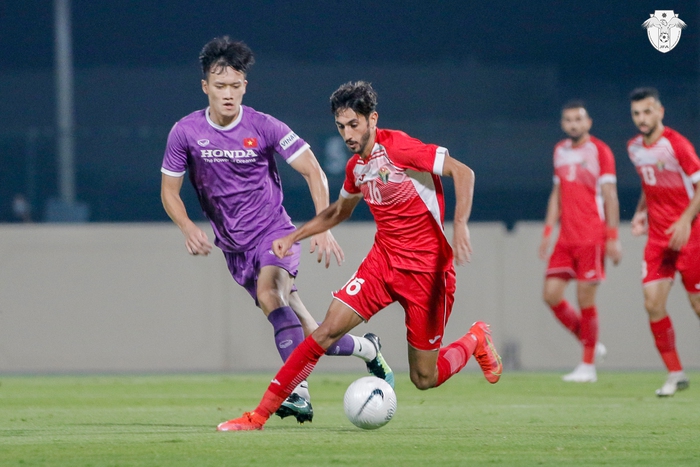 HLV Park Hang-seo căng thẳng sau trận tuyển Việt Nam hoà Jordan - Ảnh 6.
