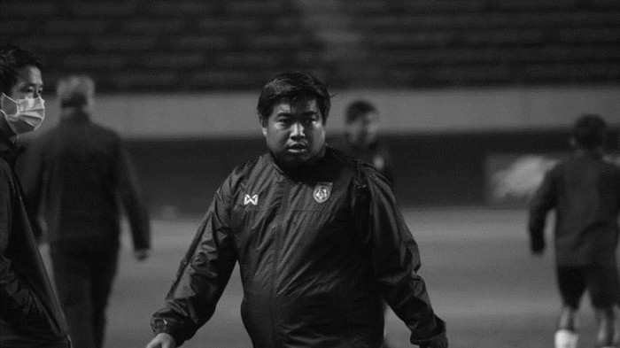 Thành viên BHL Myanmar đột tử ở vòng loại World Cup 2022 - Ảnh 1.