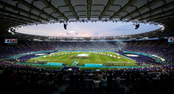 Cận cảnh lễ khai mạc đặc biệt của Euro 2020 - Ảnh 2.