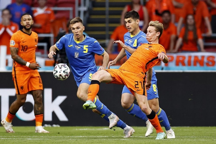 Hà Lan thắng vất vả ở trận cầu điên rồ với 5 bàn thắng trong hiệp 2 - Ảnh 2.