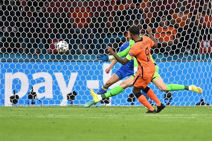 Hà Lan thắng vất vả ở trận cầu điên rồ với 5 bàn thắng trong hiệp 2 - Ảnh 4.