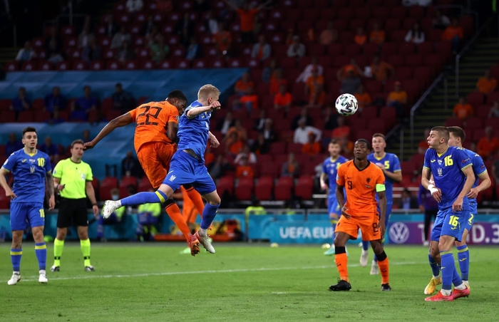 Hà Lan thắng vất vả ở trận cầu điên rồ với 5 bàn thắng trong hiệp 2 - Ảnh 8.