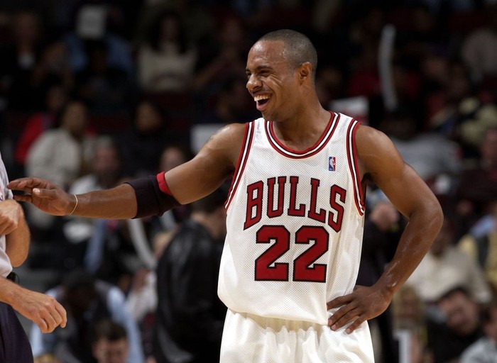 23 năm sau &quot;Trận đấu cuối cùng&quot; và những ký ức buồn bã của Chicago Bulls thời hậu Michael Jordan - Ảnh 2.