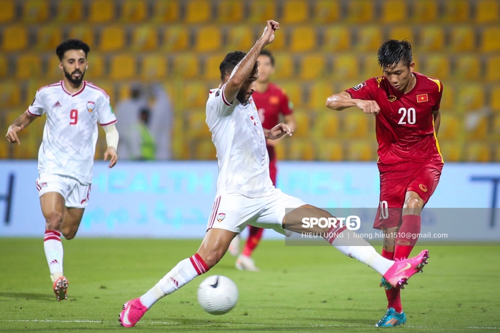 Chấm điểm cầu thủ Việt Nam vs UAE: Khác biệt mang tên Minh Vương - Ảnh 10.