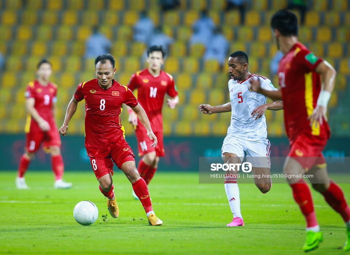Chấm điểm cầu thủ Việt Nam vs UAE: Khác biệt mang tên Minh Vương - Ảnh 9.