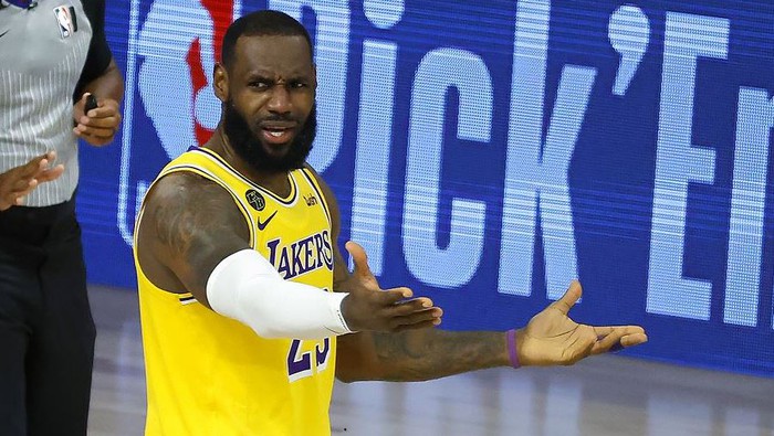 NBA Playoffs 2021: Mùa giải ám ảnh bởi những bóng ma chấn thương - Ảnh 3.