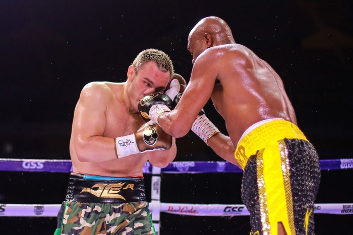 Huyền thoại Anderson Silva giành chiến thắng gây sốc trước nhà cựu vô địch boxing thế giới Julio Chavez Jr - Ảnh 7.