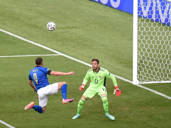 Đánh bại Xứ Wales với tỉ số 1-0, ĐT Italy tiến vào vòng 1/8 với chuỗi trận bất bại - Ảnh 2.