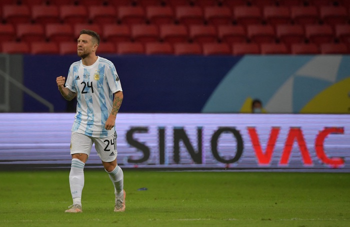 Tuyển Argentina thắng tối thiểu Paraguay để lên đầu bảng Copa America - Ảnh 2.