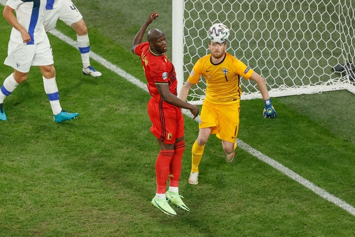 Thắng nhẹ nhàng 2-0 trước Phần Lan, tuyển Bỉ hiên ngang bước vào vòng knock-out với 3 trận toàn thắng - Ảnh 4.