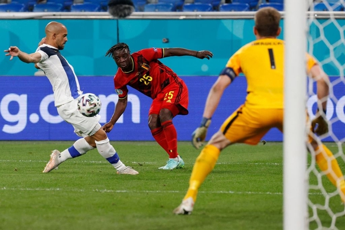 Thắng nhẹ nhàng 2-0 trước Phần Lan, tuyển Bỉ hiên ngang bước vào vòng knock-out với 3 trận toàn thắng - Ảnh 5.