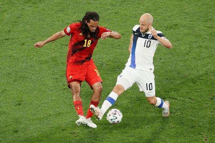 Thắng nhẹ nhàng 2-0 trước Phần Lan, tuyển Bỉ hiên ngang bước vào vòng knock-out với 3 trận toàn thắng - Ảnh 6.